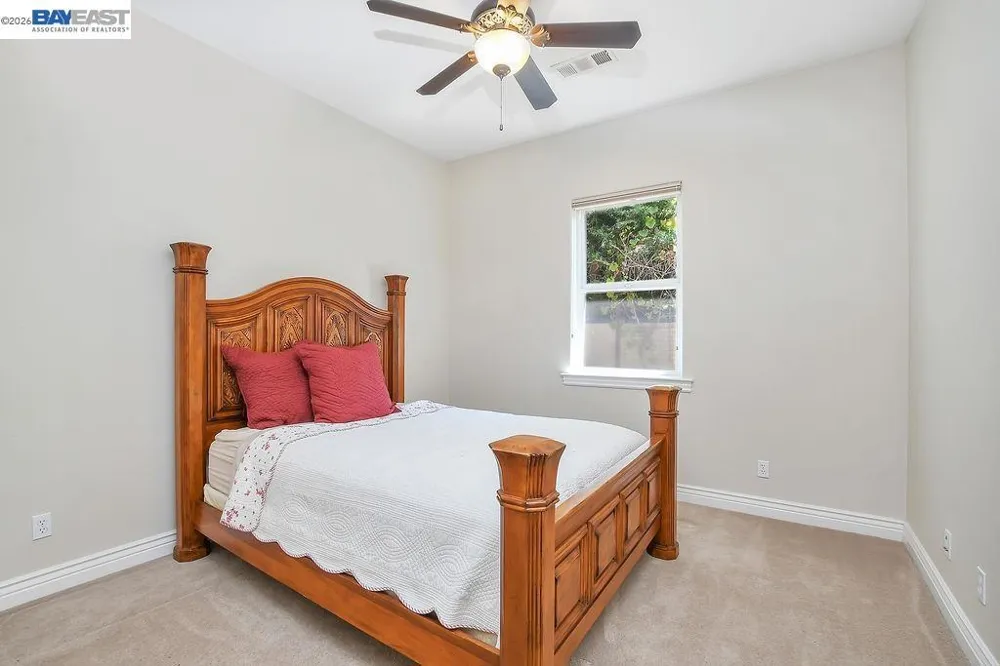 5661 Oakmont Ct Discovery Bay, CA 94505