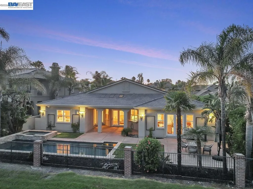 5661 Oakmont Ct Discovery Bay, CA 94505