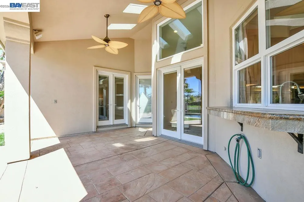 5661 Oakmont Ct Discovery Bay, CA 94505