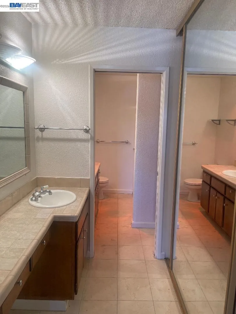 400 Davis #301 San Leandro, CA 94577