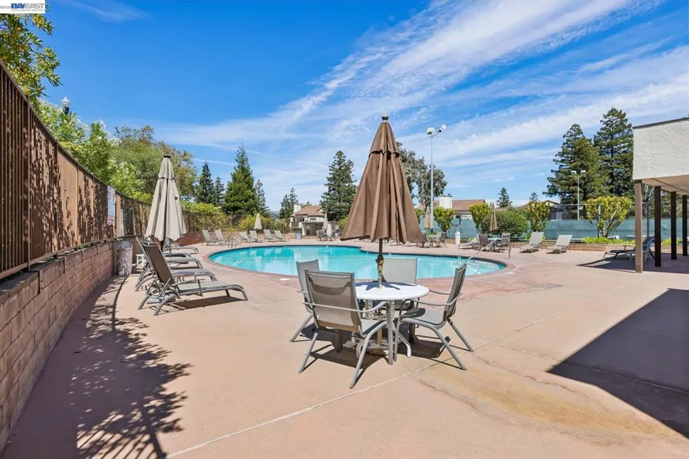 21062 Gary Dr #107 Hayward, CA 94546