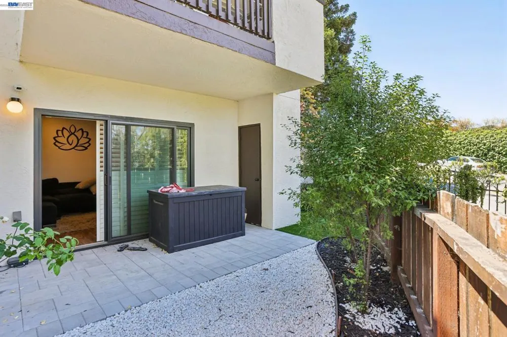 21062 Gary Dr #107 Hayward, CA 94546