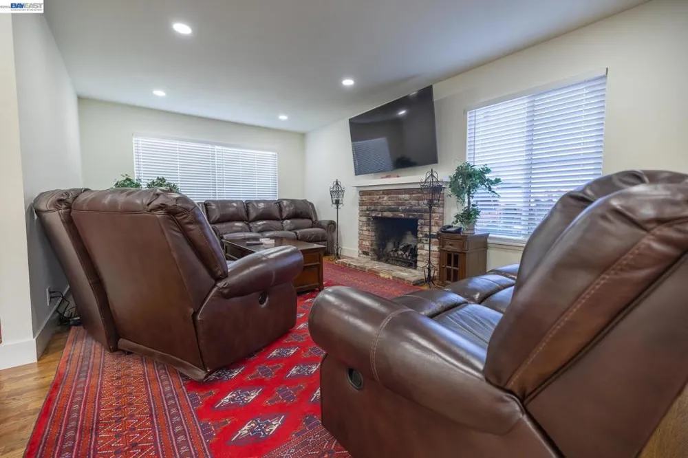 767 Lemos Ave Salinas, CA 93901