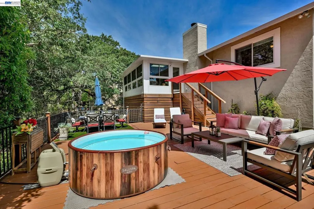 135 Saint Germain Lane Pleasant Hill, CA 94523