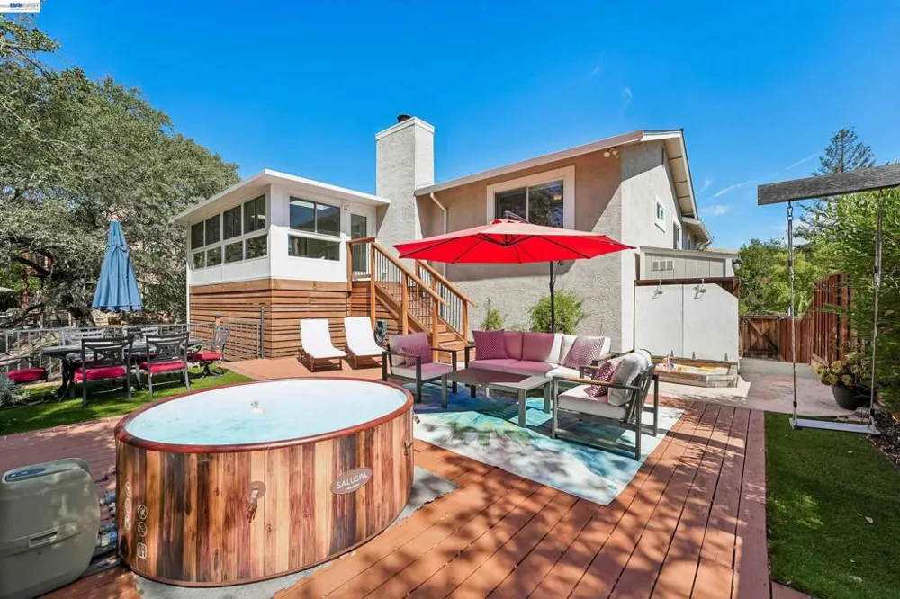 135 Saint Germain Lane Pleasant Hill, CA 94523