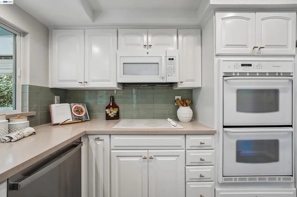135 Saint Germain Lane Pleasant Hill, CA 94523