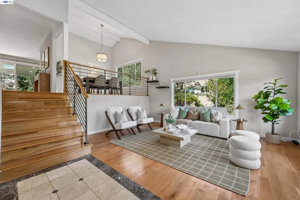 135 Saint Germain Lane Pleasant Hill, CA 94523