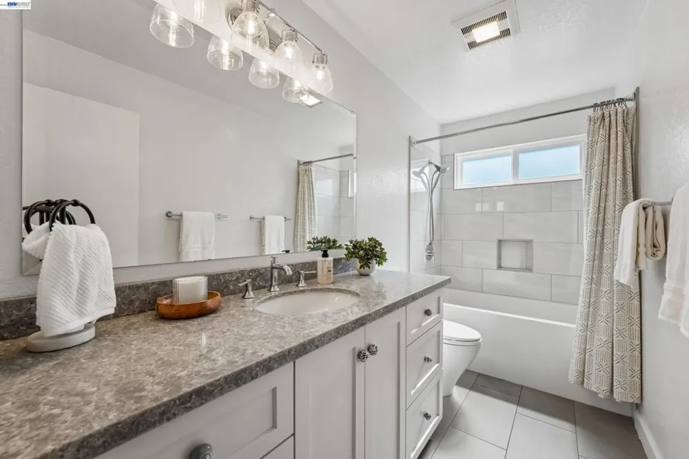 135 Saint Germain Lane Pleasant Hill, CA 94523