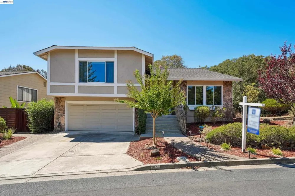 135 Saint Germain Lane Pleasant Hill, CA 94523