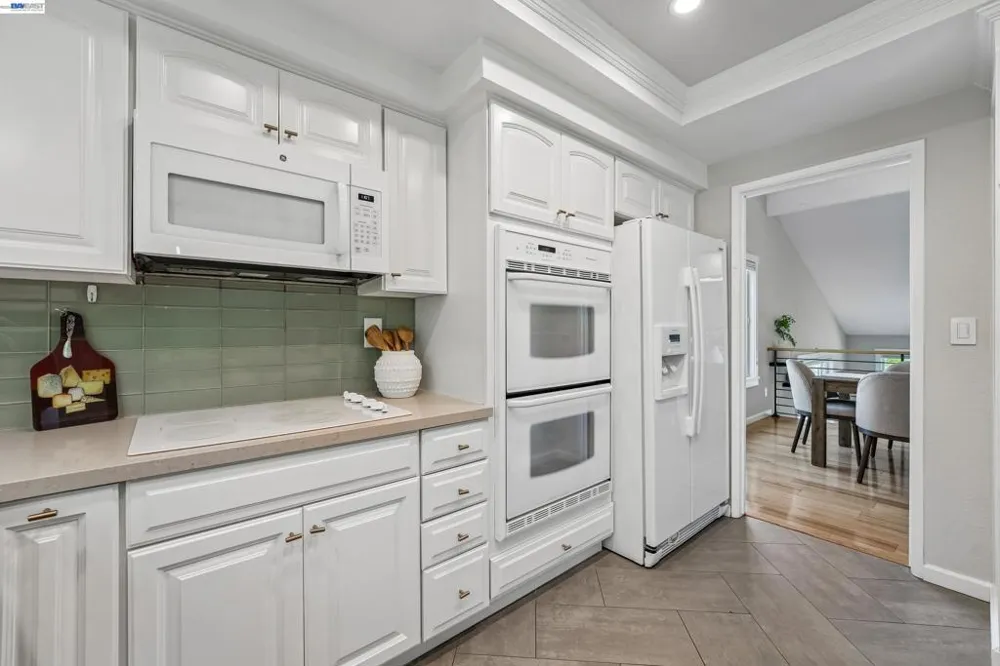 135 Saint Germain Lane Pleasant Hill, CA 94523