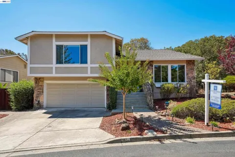 135 Saint Germain Lane