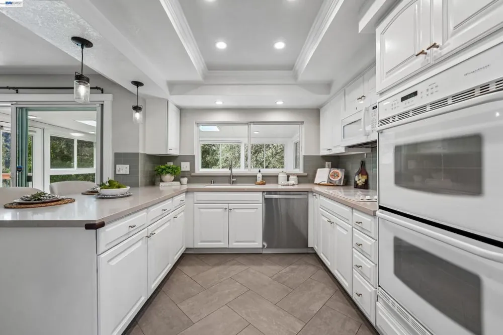 135 Saint Germain Lane Pleasant Hill, CA 94523