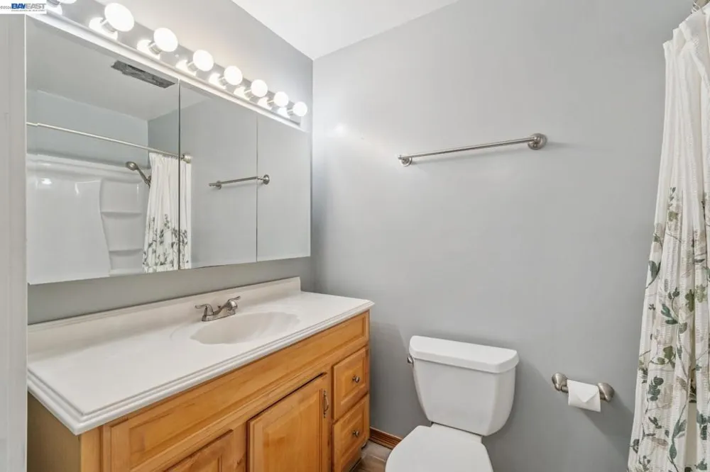 2133 Donald Dr #18 Moraga, CA 94556