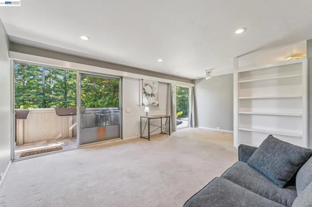 2133 Donald Dr #18 Moraga, CA 94556