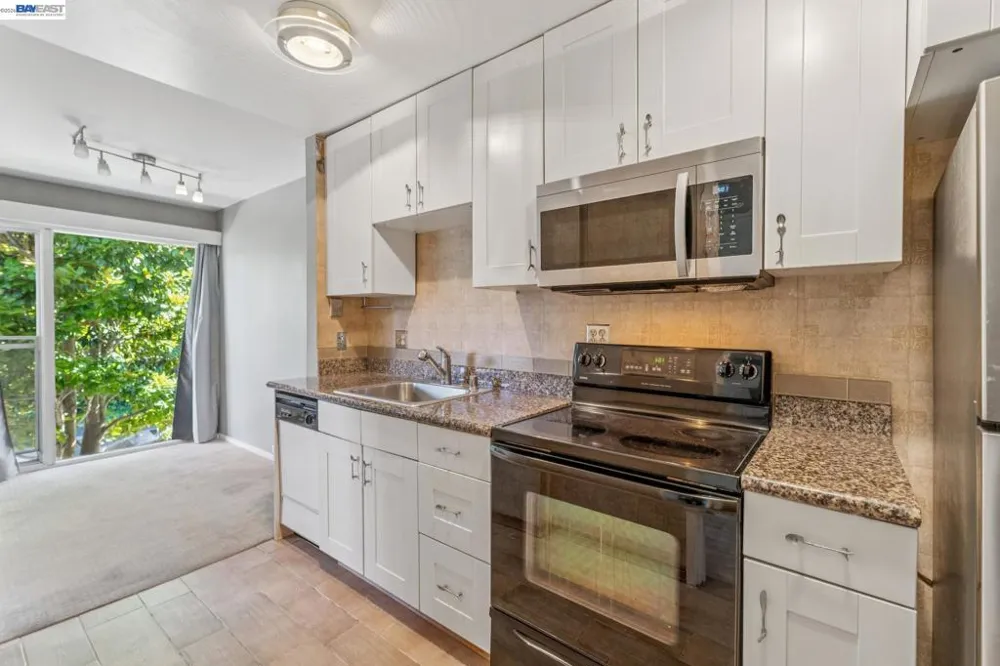 2133 Donald Dr #18 Moraga, CA 94556