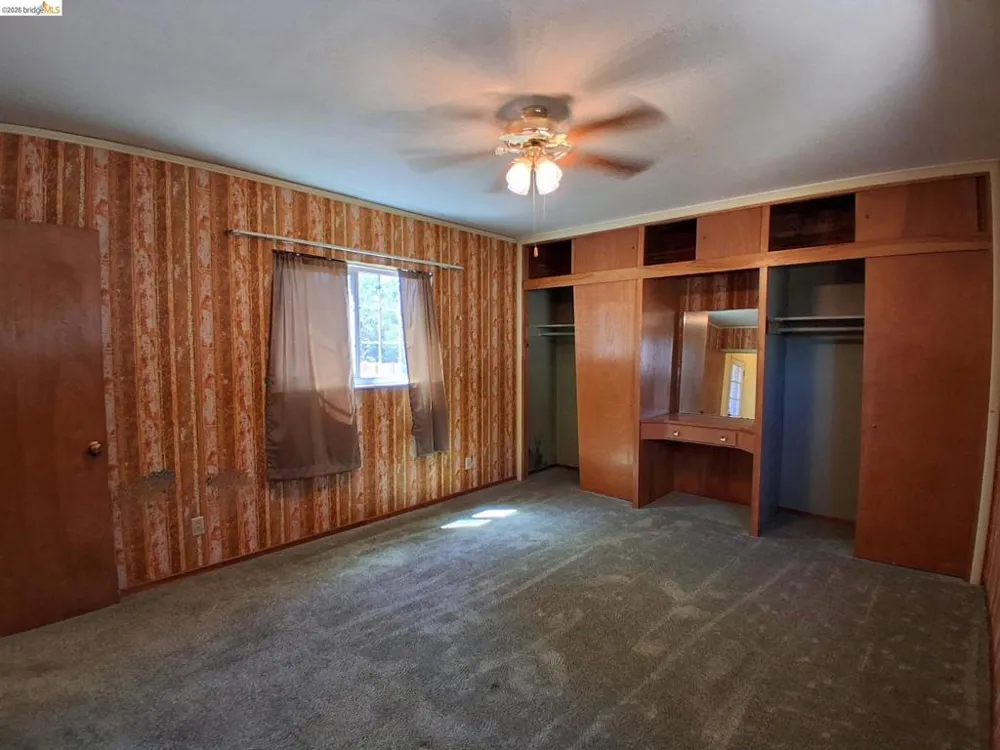 125 Oak Place Pittsburg, CA 94565