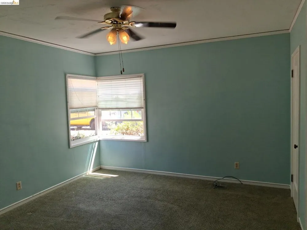125 Oak Place Pittsburg, CA 94565