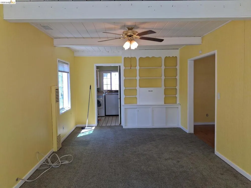 125 Oak Place Pittsburg, CA 94565
