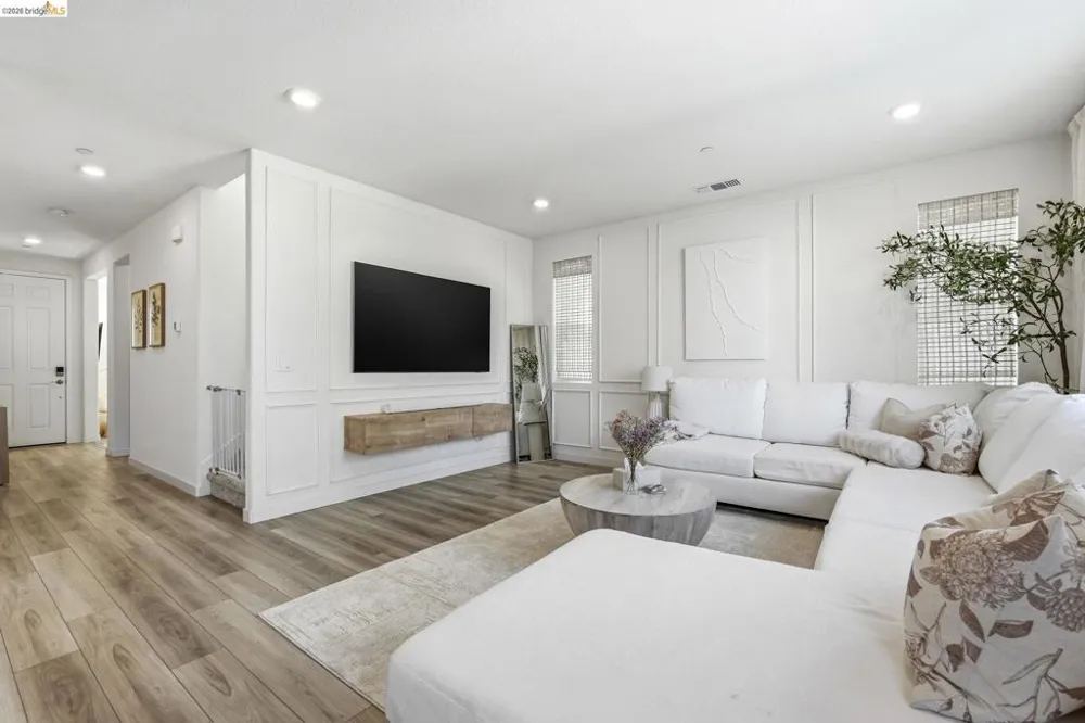 15929 Testarossa St Lathrop, CA 95330
