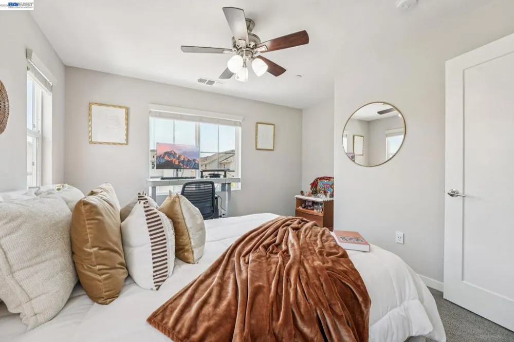 8550 Boardwalk Way Newark, CA 94560
