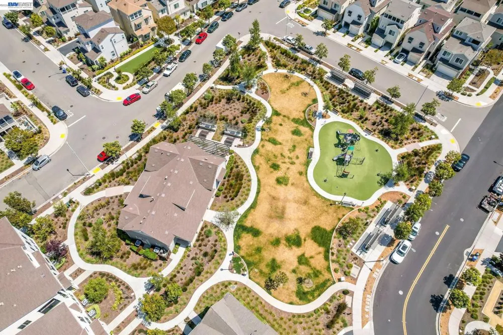 8550 Boardwalk Way Newark, CA 94560