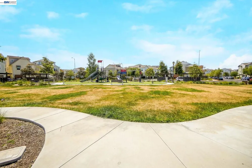 8550 Boardwalk Way Newark, CA 94560