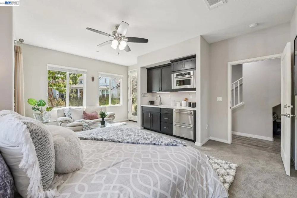 8550 Boardwalk Way Newark, CA 94560