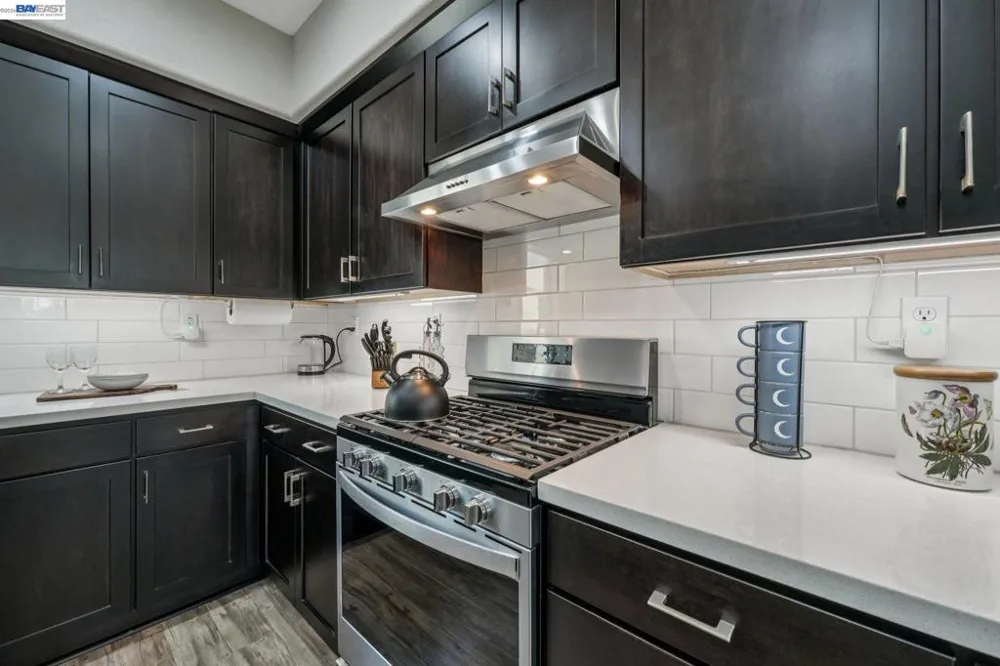 8550 Boardwalk Way Newark, CA 94560