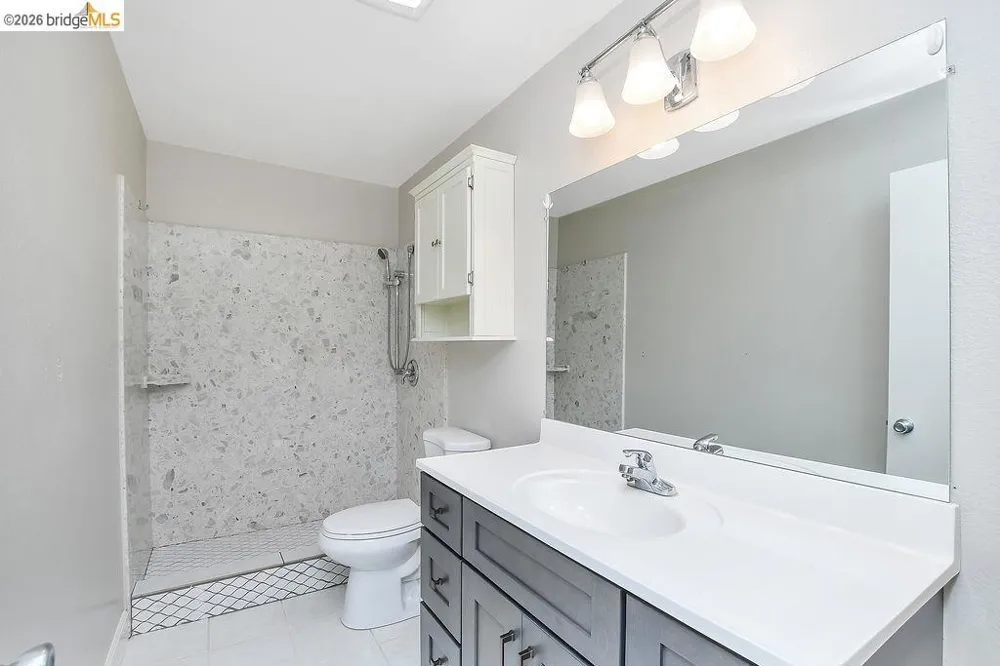 2819 Winding Ln Antioch, CA 94531