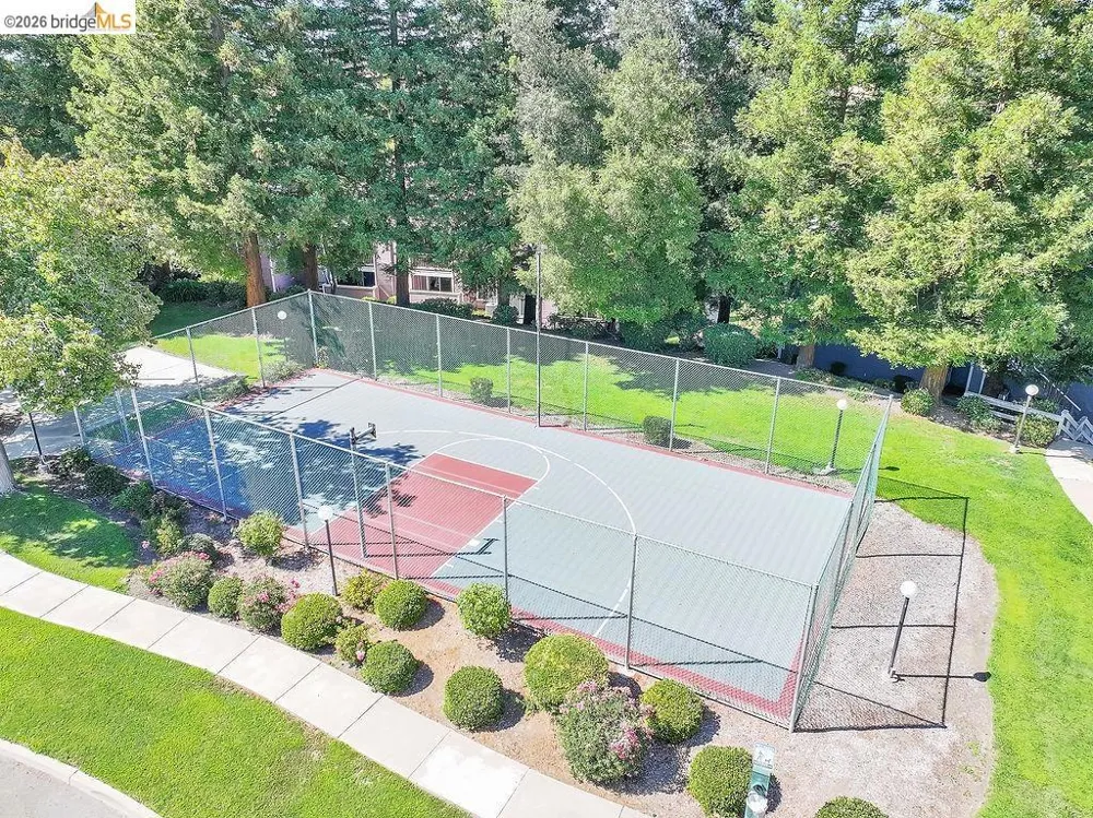 2819 Winding Ln Antioch, CA 94531