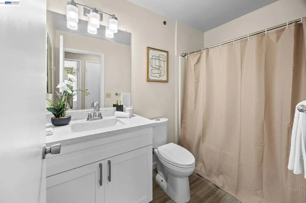 29588 Vanderbilt St #316 Hayward, CA 94544