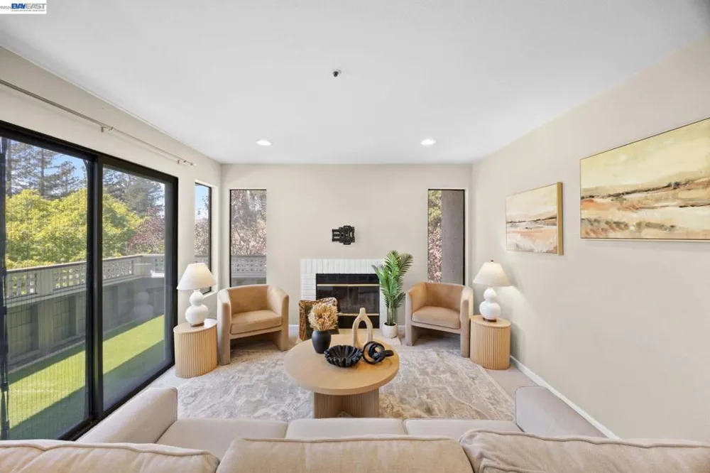 29588 Vanderbilt St #316 Hayward, CA 94544
