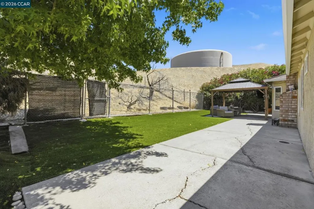 3029 Larkspur Dr Antioch, CA 94531