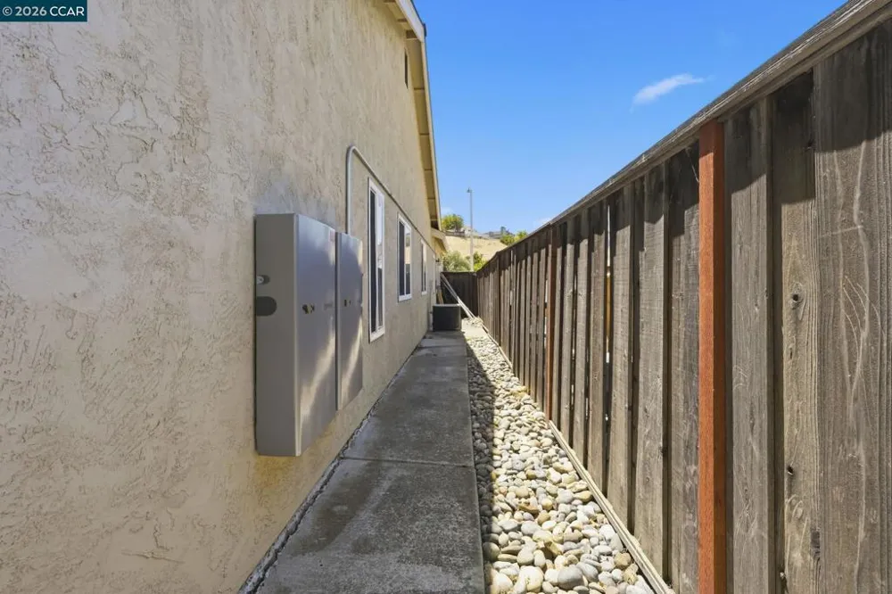3029 Larkspur Dr Antioch, CA 94531