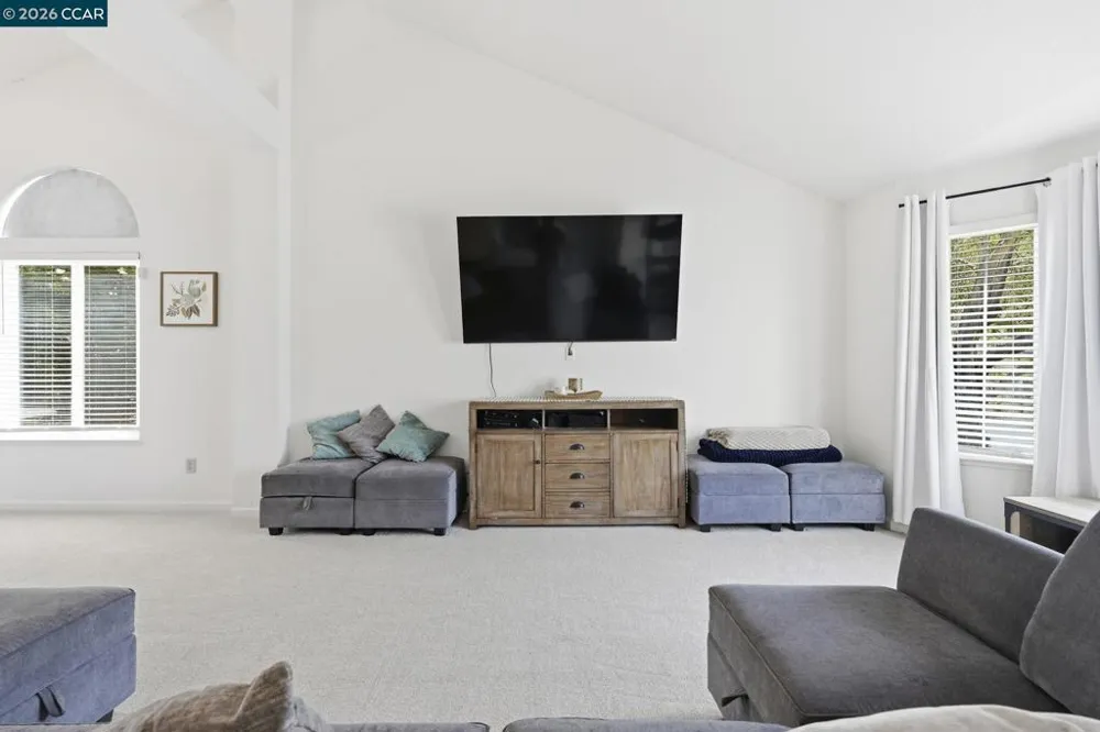 3029 Larkspur Dr Antioch, CA 94531