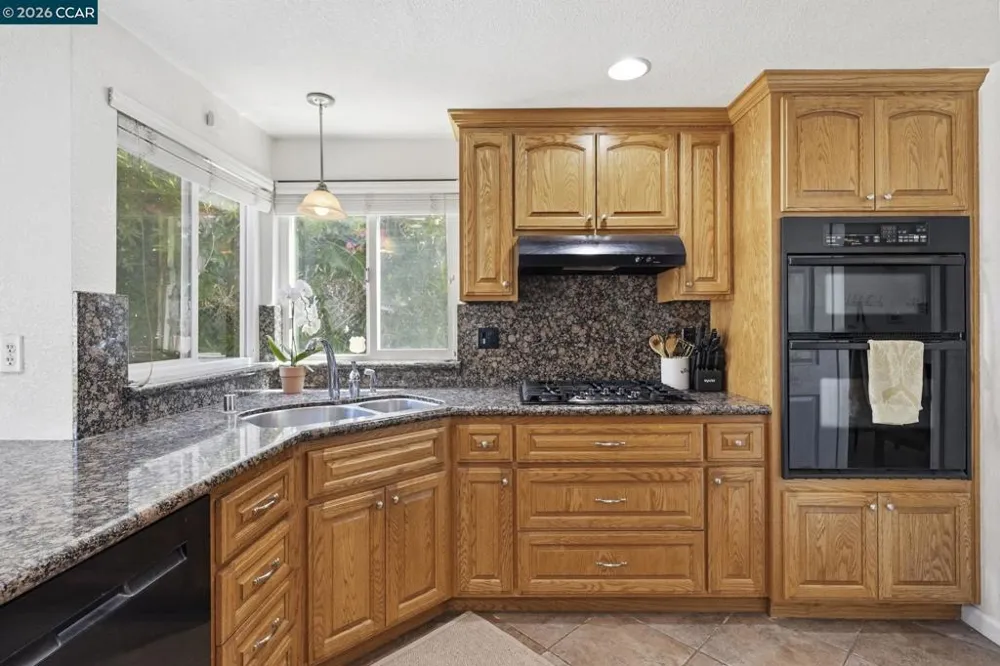 3029 Larkspur Dr Antioch, CA 94531
