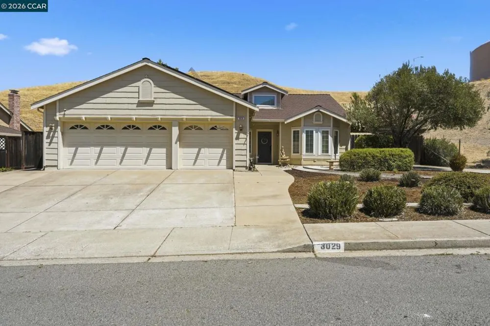 3029 Larkspur Dr Antioch, CA 94531