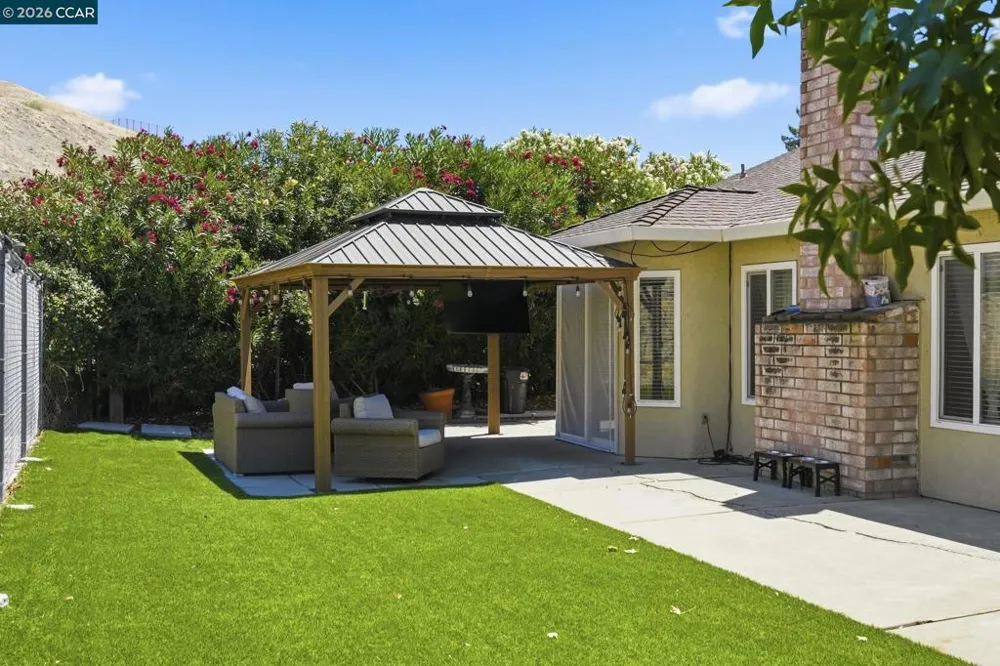 3029 Larkspur Dr Antioch, CA 94531