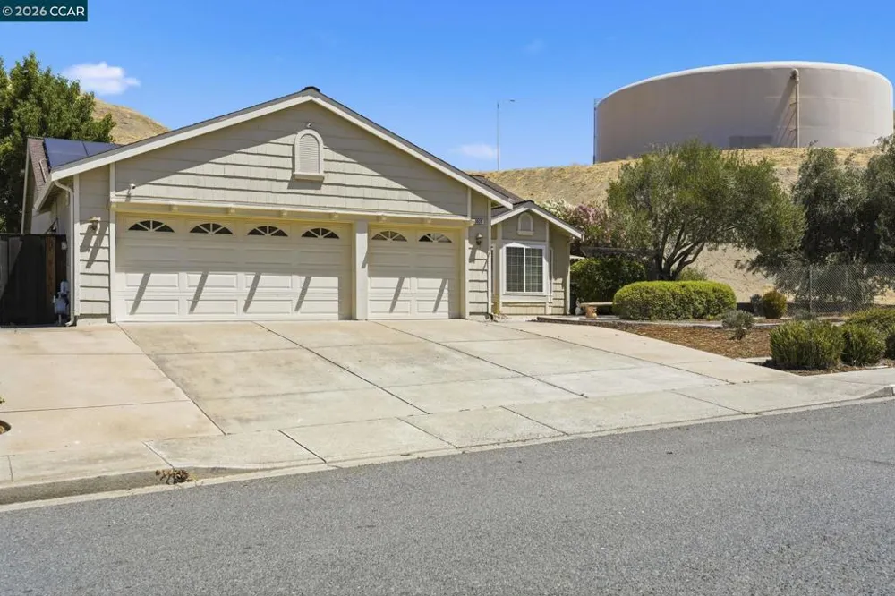 3029 Larkspur Dr Antioch, CA 94531
