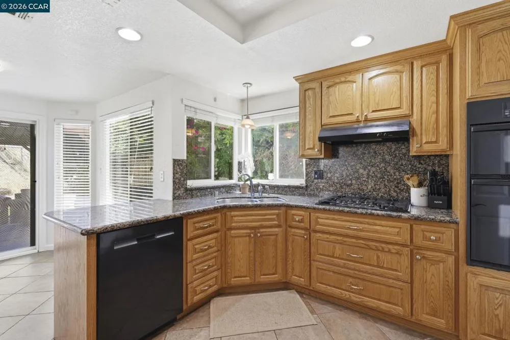 3029 Larkspur Dr Antioch, CA 94531