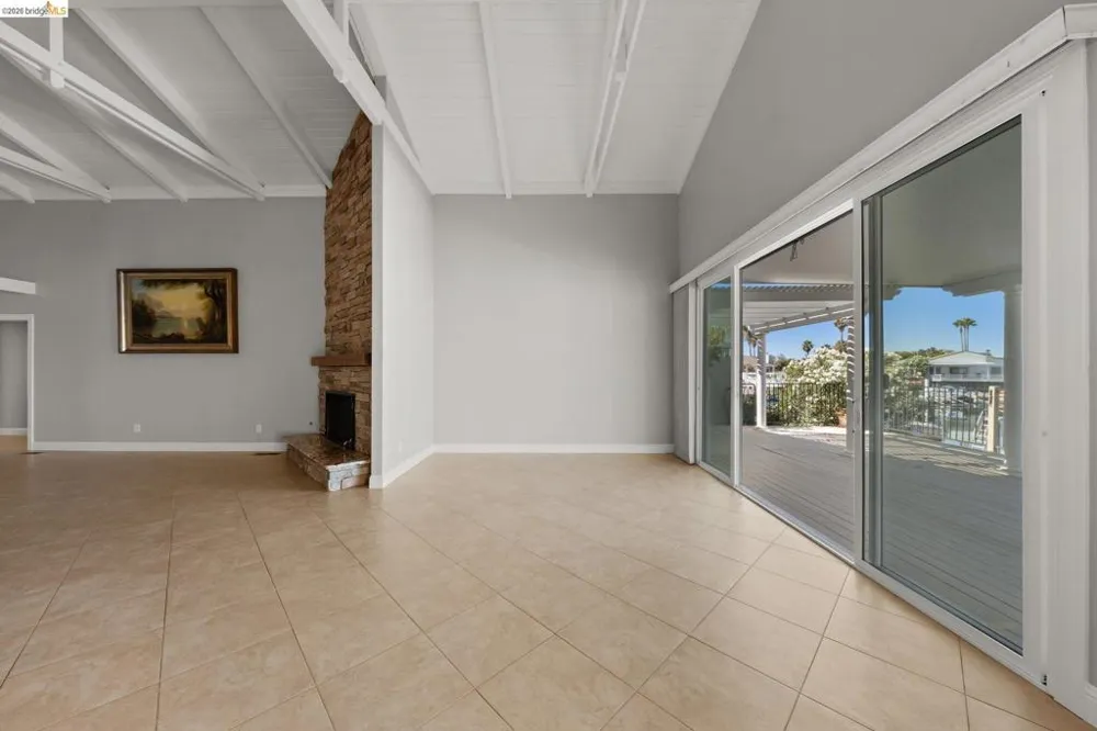 1056 Discovery Bay Blvd Discovery Bay, CA 94505