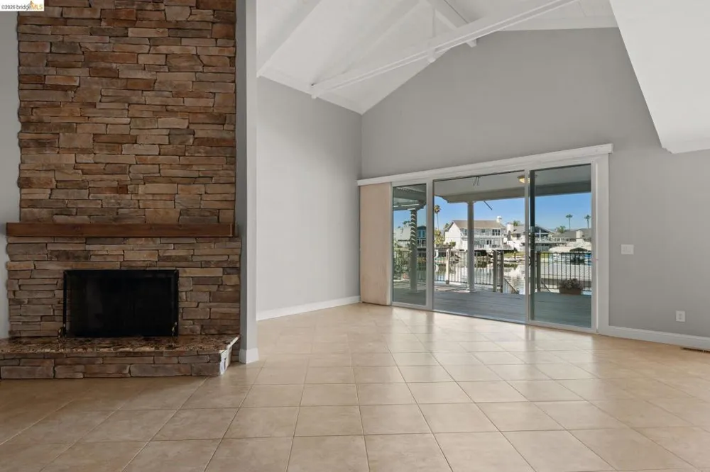 1056 Discovery Bay Blvd Discovery Bay, CA 94505