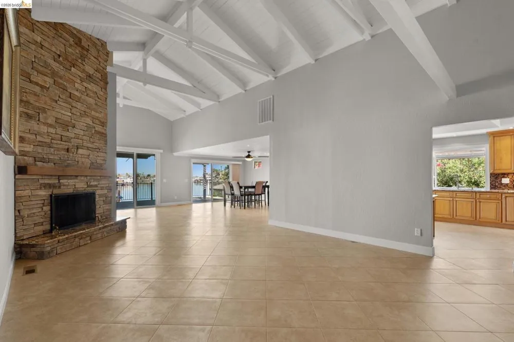 1056 Discovery Bay Blvd Discovery Bay, CA 94505