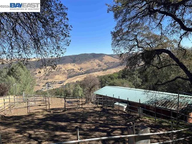 1701 Trail Ride Road Clayton, CA 94517