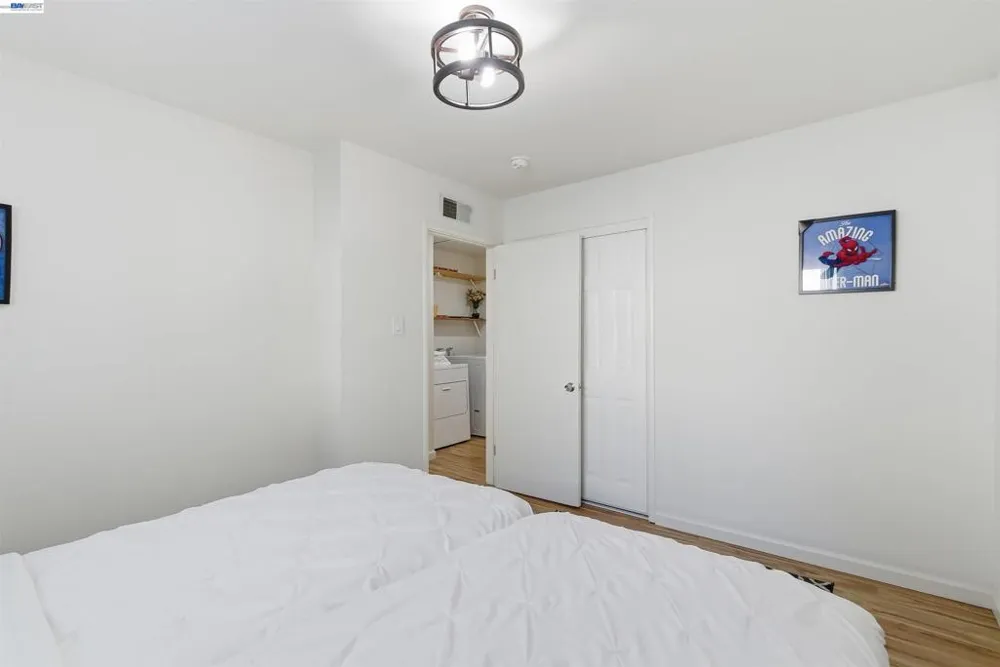 1382 Donna St Novato, CA 94947