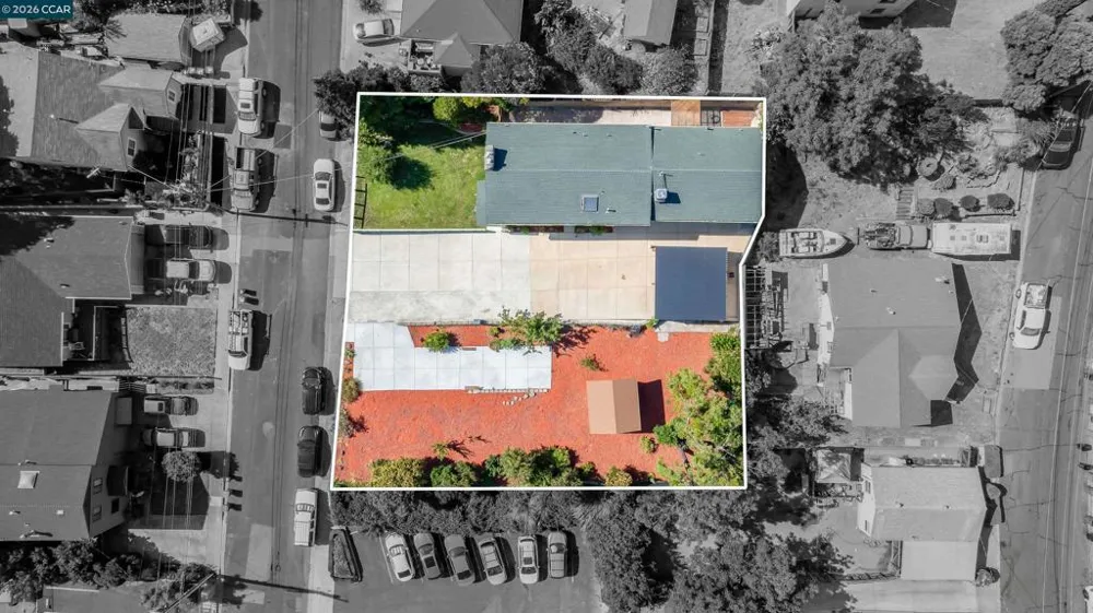 748 3rd Ave. Pinole, CA 94564
