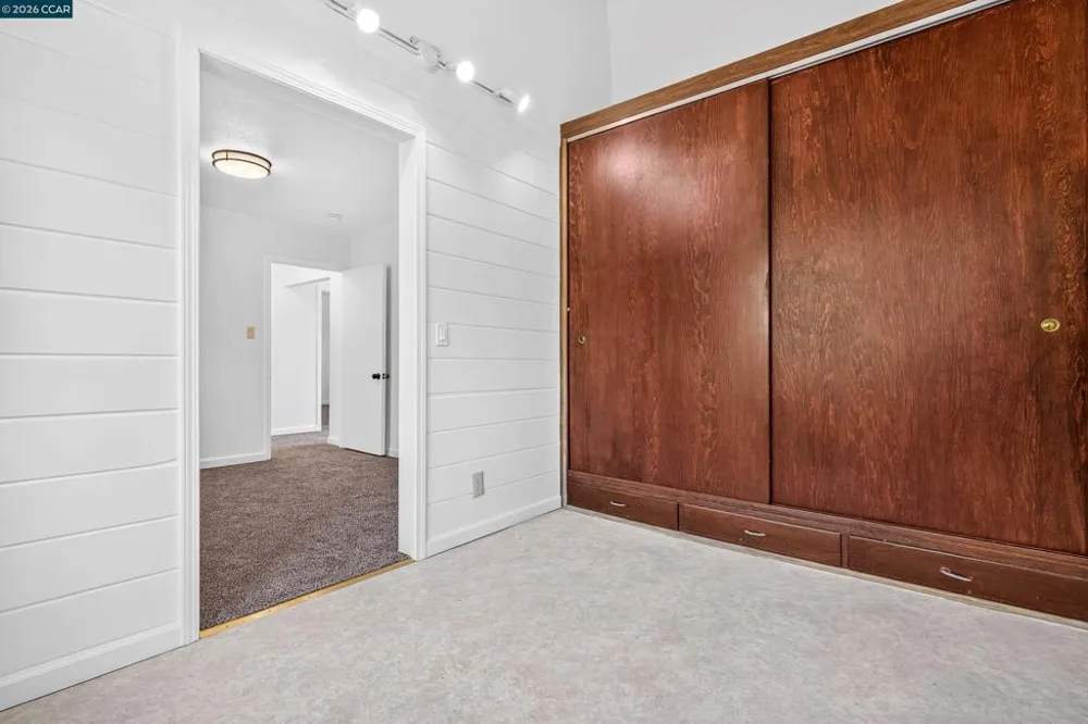 748 3rd Ave. Pinole, CA 94564