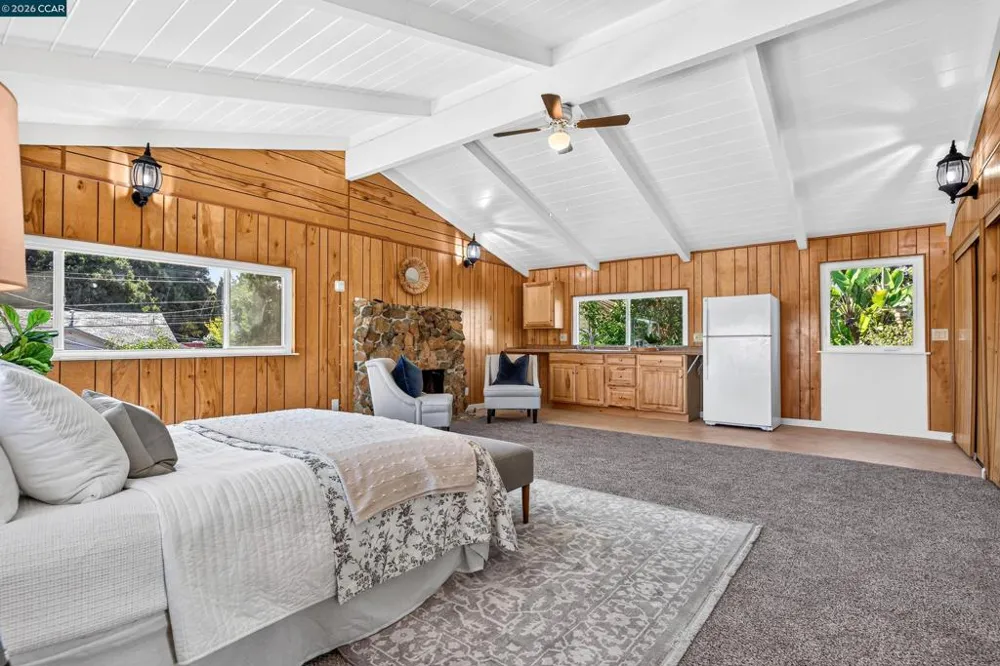 748 3rd Ave. Pinole, CA 94564