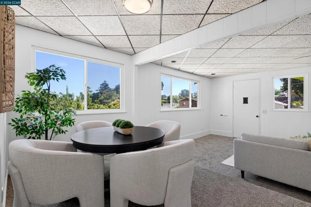 748 3rd Ave. Pinole, CA 94564