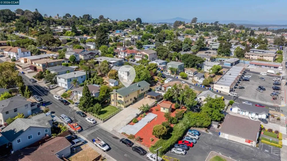 748 3rd Ave. Pinole, CA 94564